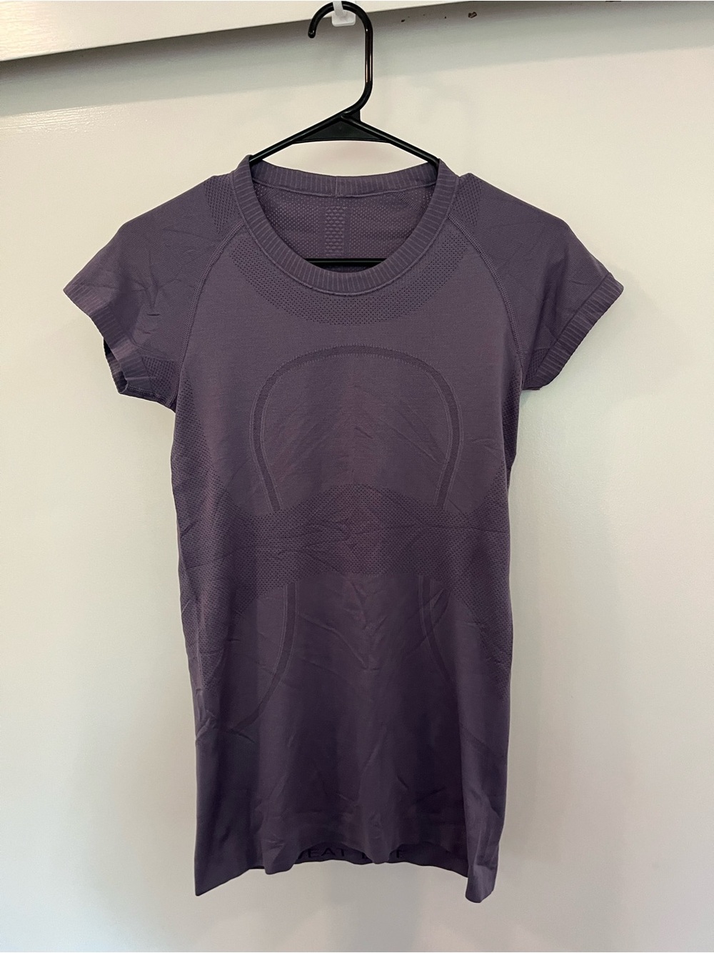 lululemon athletica Short Sleeve Top in Deep Purple